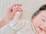 赤ちゃんに囲まれた紫外線対策講座