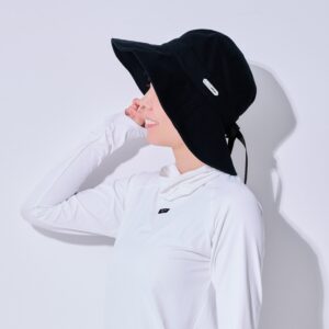 パーフェクト素材を使ったノーブルハット。つばの長さもしっかりあります。